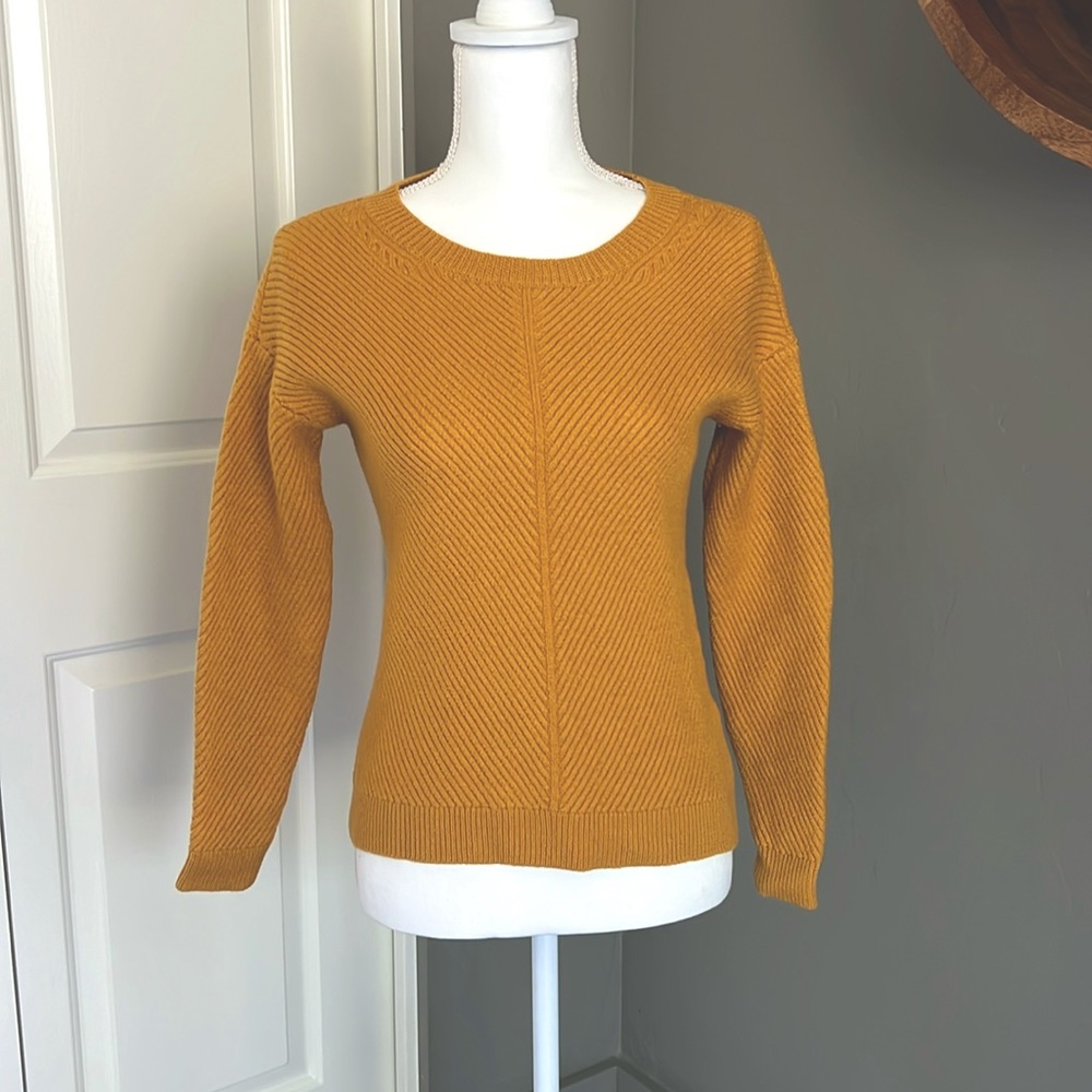 Wilfred Free Small Sweater 100% Merino Wool